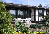 SAUERLAND FEWO FERIENHAUS HENNESEE TERRASSE