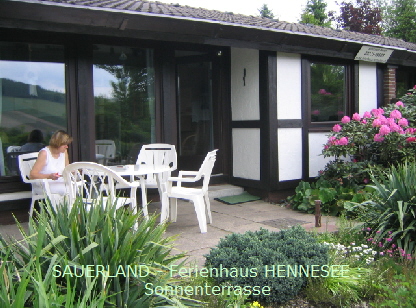  FERIENHAUS HENNESEE  / Sauerland   Terrasse