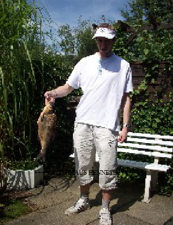  FERIENHAUS HENNESEE  / Sauerland  Angler Carsten